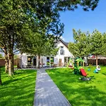 Loft House Rozewie Sauna & Goraca Balia 아파트 *