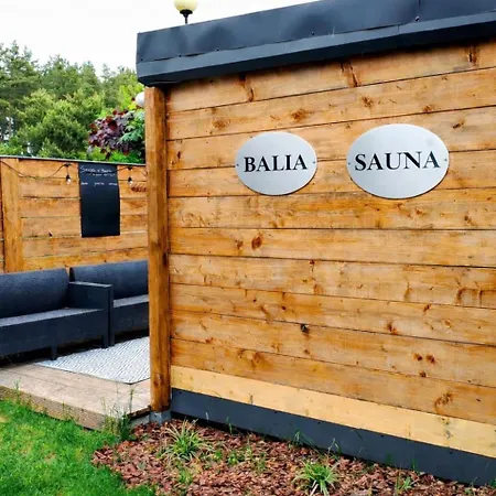 Loft House Rozewie Sauna & Goraca Balia شقة *